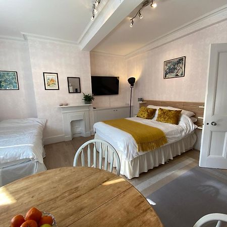 Deluxe Three Bed Bnb In Henley-On-Thames Near Station River & Town Centre Kültér fotó