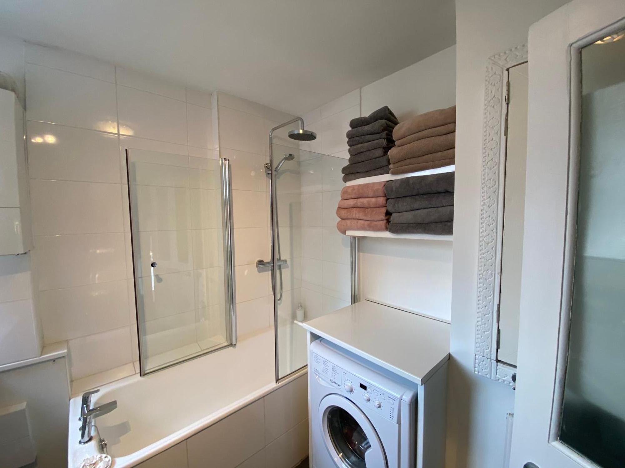 Deluxe Three Bed Bnb In Henley-On-Thames Near Station River & Town Centre Kültér fotó